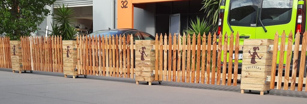 Truffles Picket outdoor dining setup